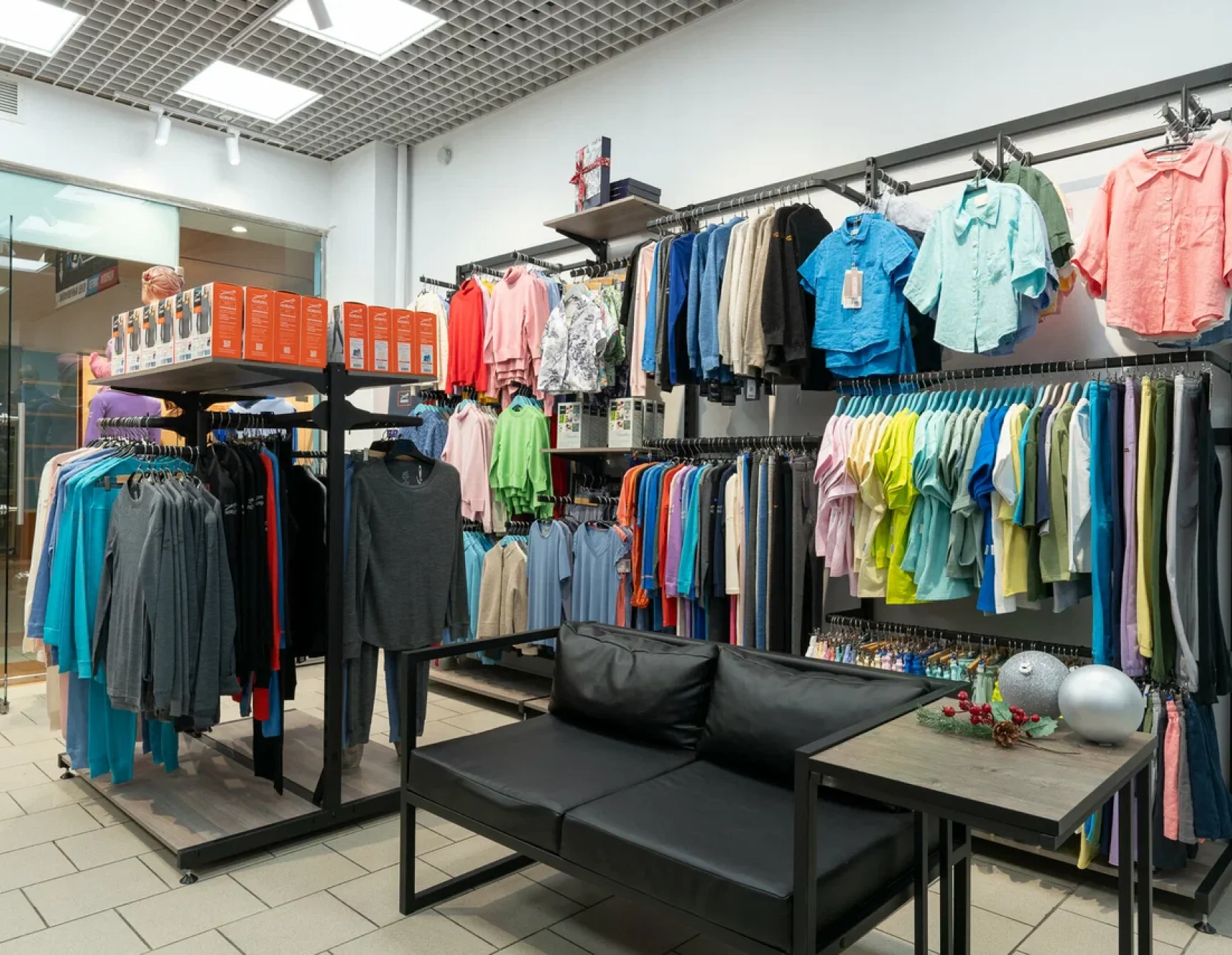 Фото шоурума